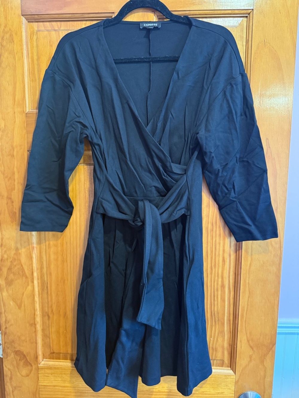NWOT Express Black 3/4 sleeve Dress with Tie